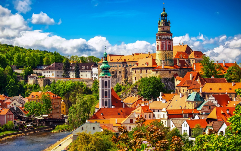 PRAGA - WYCIECZKA OBJAZDOWA